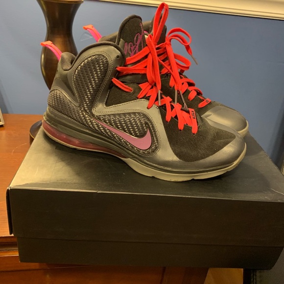 Yeezys LeBron Versace